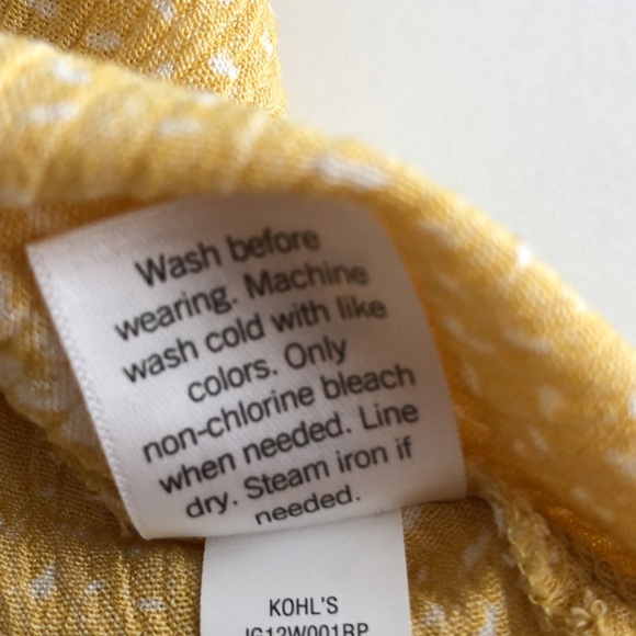 SO Boho Yellow & White Floral Blouse Size L Juniors - Picture 4 of 16